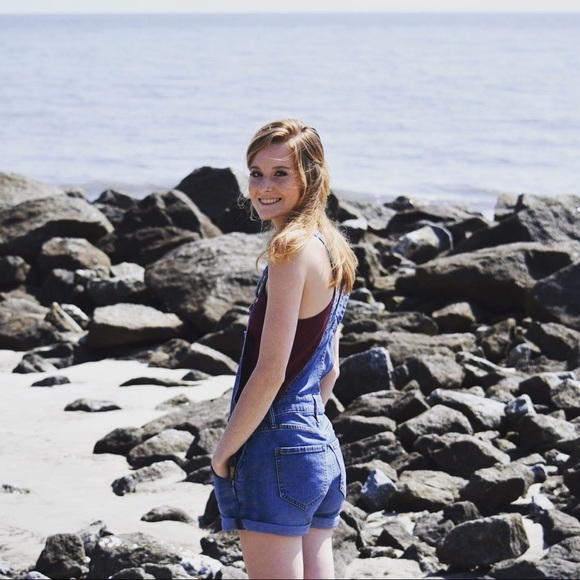 Meet your Posher, Jess - Picture 1 of 1